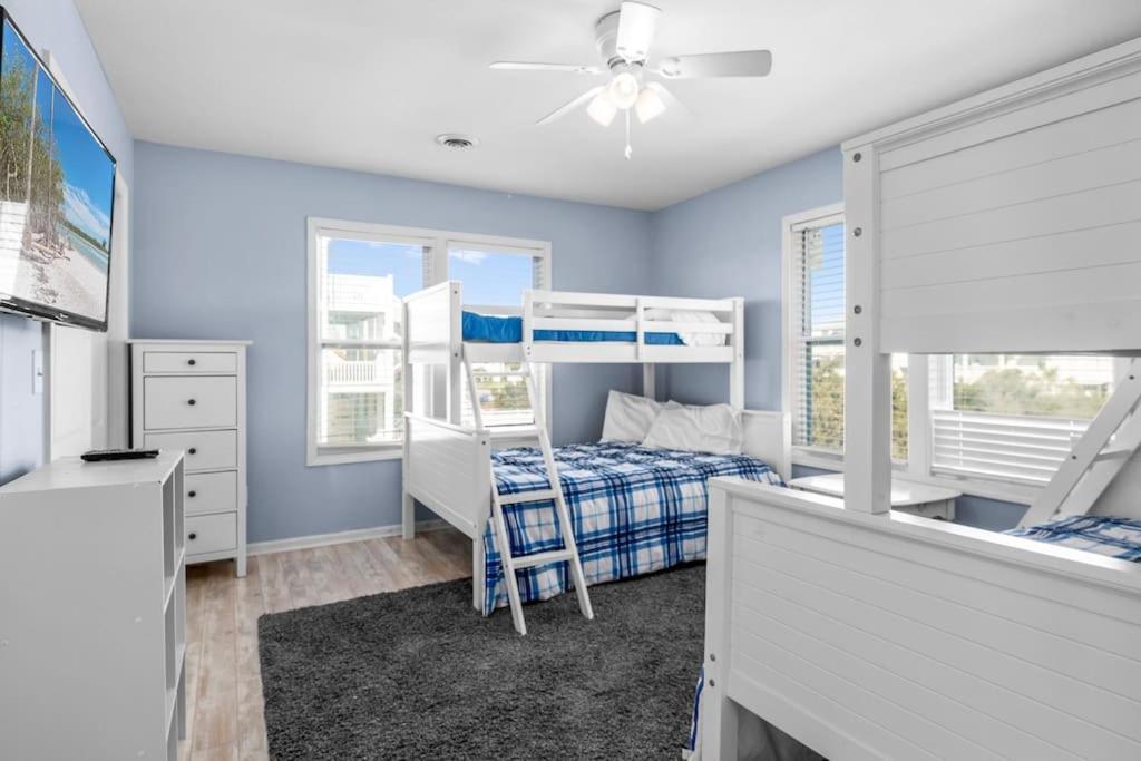 Pool Haven Ocean View Villa Oak Island Bagian luar foto