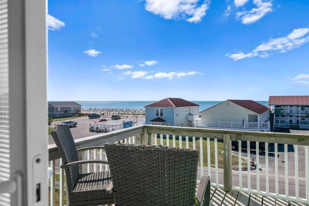 Pool Haven Ocean View Villa Oak Island Bagian luar foto