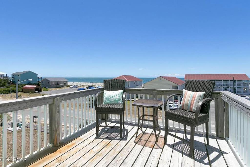 Pool Haven Ocean View Villa Oak Island Bagian luar foto