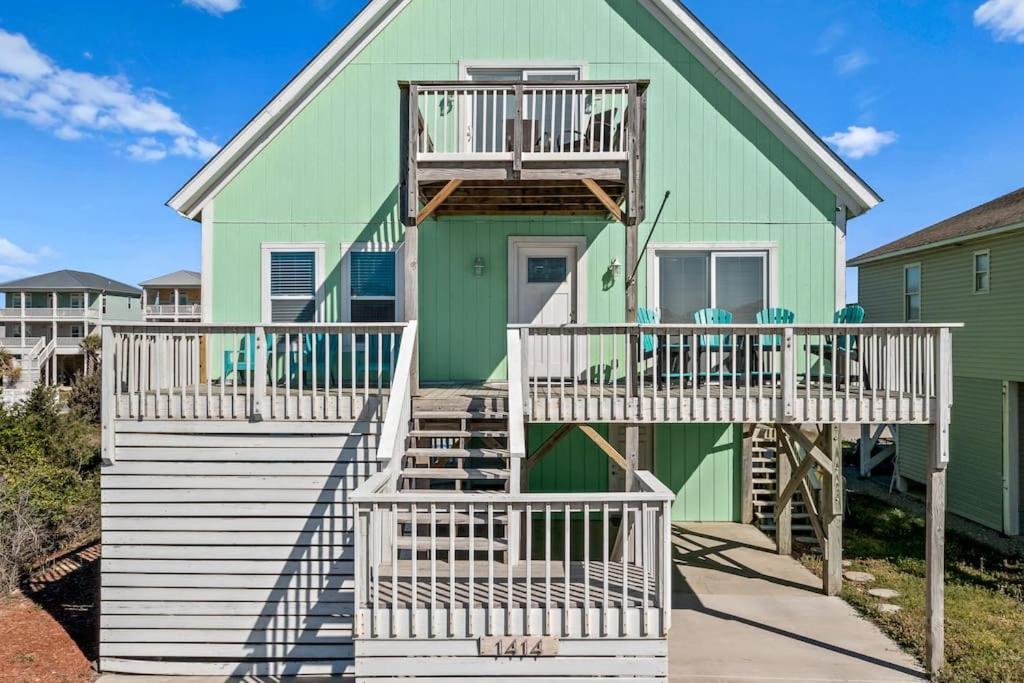 Pool Haven Ocean View Villa Oak Island Bagian luar foto