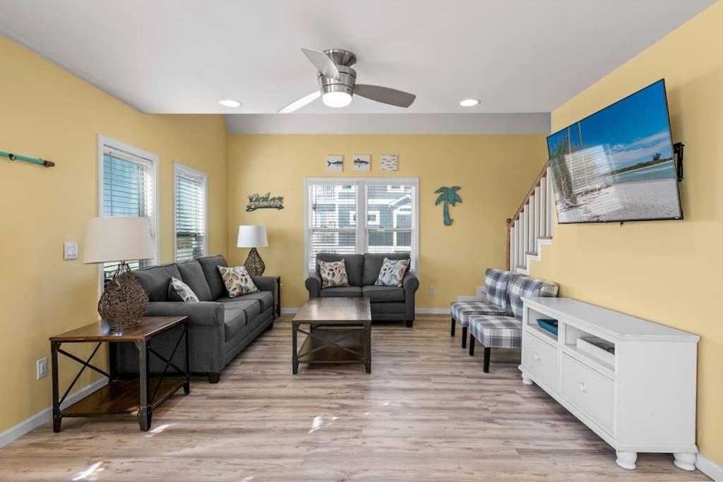 Pool Haven Ocean View Villa Oak Island Bagian luar foto