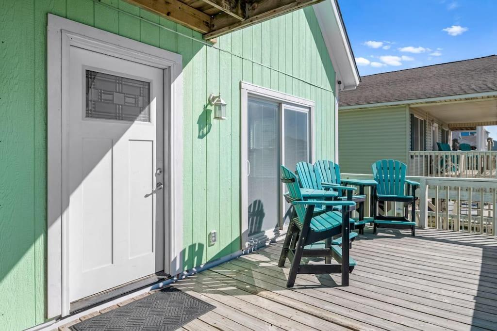 Pool Haven Ocean View Villa Oak Island Bagian luar foto